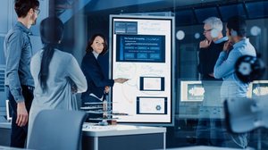 Mulheres também merecem espaço no setor de tecnologia (Imagem: Gorodenkoff | Shutterstock)