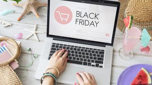 A Black Friday é um momento estratégico para o e-commerce vender mais (Imagem: Rawpixel.com | Shutterstock)