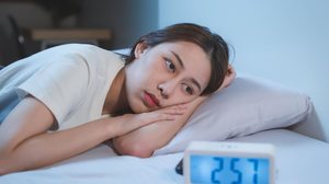 Certos hábitos podem prejudicar a qualidade do sono, afetando a saúde (Imagem: Pormezz | Shutterstock)