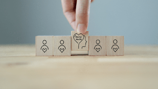 Mudanças na dinâmica profissional ampliaram a discussão sobre os cuidados com a saúde mental (Imagem: 3rdtimeluckystudio | Shutterstock)