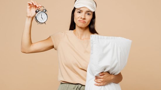 Alterações nas vias aéreas interferem no sono profundo e na recuperação do organismo (Imagem: ViDI Studio | Shutterstock)