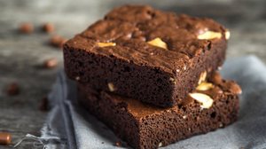 Brownie de amendoim fit (Imagem: MSPT | Shutterstock)