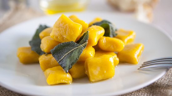 Nhoque de abóbora com sálvia (Imagem: tommaso lizzul | Shutterstock)