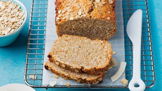 Pão de aveia (Imagem: Anna_Pustynnikova | Shutterstock)