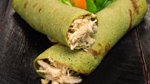 Panqueca de espinafre com frango (Imagem: Jobz Fotografia | Shutterstock)