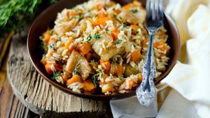 Arroz com abóbora e bacalhau (Imagem: teleginatania | Shutterstock)