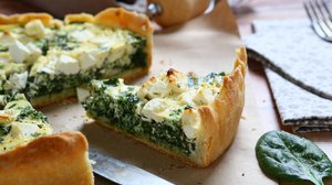 Quiche de alho-poró com espinafre (Imagem: Afanasieva | Shutterstock)