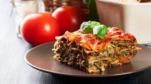 Lasanha de espinafre e tofu (Imagem: Slawomir Fajer | Shutterstock)