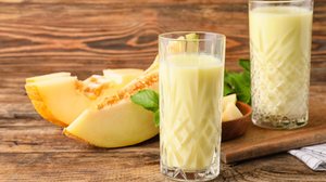 Suco de melão com limão (Imagem: Pixel-Shot | Shutterstock)