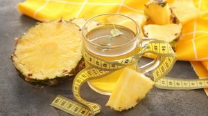 Chá de casca de abacaxi com gengibre e hortelã (Imagem: Aquarius Studio | Shutterstock)