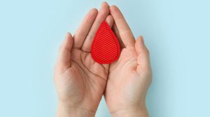 Doar sangue é um ato solidário e ajuda a salvar vidas (Imagem: Vita_Dor | Shutterstock)