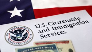 Boatos sobre imigração para os Estados Unidos aumentam decisões arriscadas (Imagem: danielfela | Shutterstock)