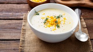 Creme de inhame com milho-verde (Imagem: nelea33 | Shutterstock)