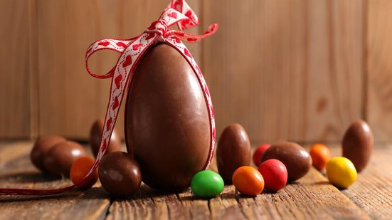 Ovo da Páscoa simples (Imagem: Margouillat photo | Shutterstock)