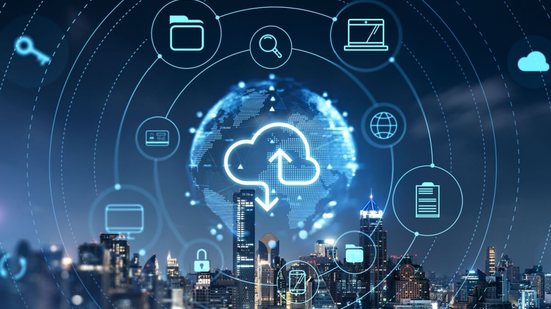 O backup garante que os seus arquivos mais importantes estejam seguros (Imagem: ImageFlow | Shutterstock)