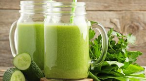 Suco verde (Imagem: 5 second Studio | Shutterstock)