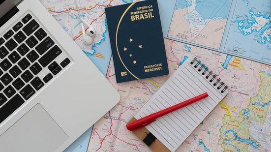 Mudança no pedido de vistos para Portugal traz desafios importantes para quem está em processo de migração ou planeja iniciar a solicitação (Imagem: Marcos Campos | Shutterstock)