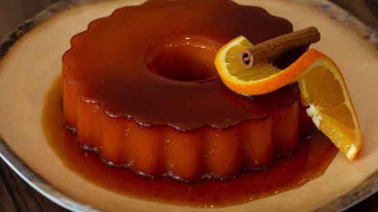 Pudim Abade de Priscos (Imagem: Bruno Ismael Silva Alves | Shutterstock)