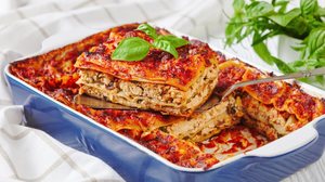 Lasanha de tofu com cogumelo (Imagem: rom my point of view | Shutterstock)