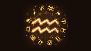 Com grande necessidade de novidade e inovação, os aquarianos podem ter dificuldade em manter relacionamentos mais longos (Imagem: Ola-ola | Shutterstock)