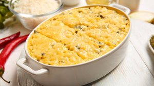 Arroz de forno com frango cremoso (Imagem: Pixel-Shot | Shutterstock)