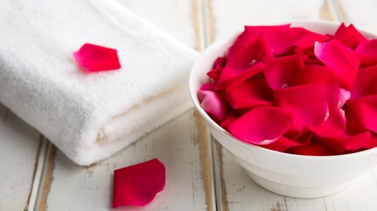 Alguns rituais impactam diretamente na forma como você se sente e como o mundo percebe sua presença  (Imagem: Utoimage | Shutterstock)