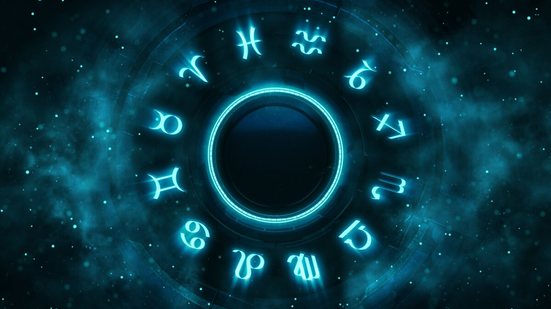 Será importante deixar que a energia de dezembro toque sua vida com clareza e propósito (Imagem: Adam Vilimek | Shutterstock)