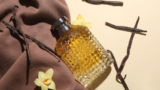 A baunilha retorna em destaque em composições mais complexas, elegantes e multifacetadas (Imagem: Pixel-Shot | Shutterstock)