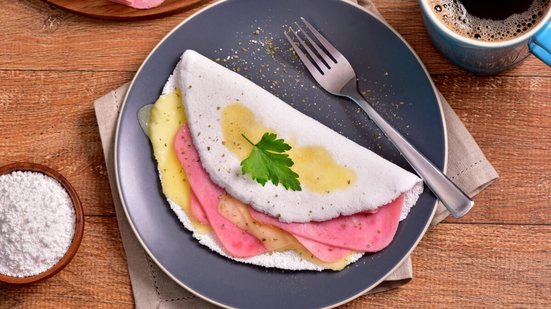 Tapioca de presunto e queijo (Imagem: Marcelo_Krelling | Shutterstock)