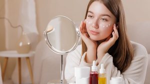 A centella asiática ajuda a diminuir a vermelhidão e deixar a pele mais resistente no dia a dia (Imagem: sergey kolesnikov | Shutterstock)