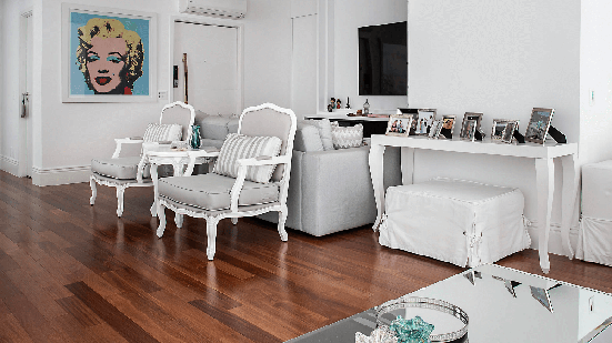 A cor da Pantone para o próximo ano é um branco sofisticado e de suavidade marcante (Projeto: Camila Palladino | Imagem: Rogério Cajui)