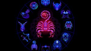 Os escorpianos gostam de jogos de sedução e de apimentar a relação (Imagem: Tatyana Prokofieva | Shutterstock)