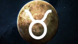 A posição dos planetas no Mapa Astral influencia as características dos signos de diferentes maneiras (Imagem: Vadim Sadovski | Shutterstock)