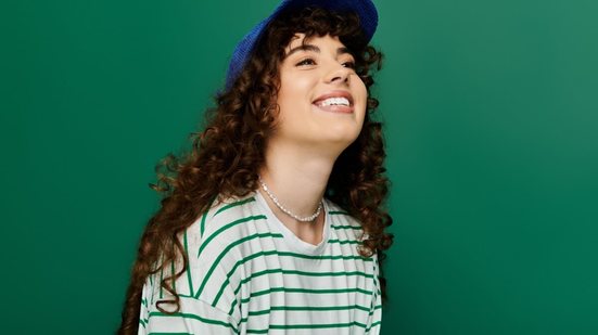 Combinações literais ou uniformes de torcida dão lugar a produções mais versáteis, capazes de expressar a identidade brasileira (Imagem: LightField Studios | Shutterstock)