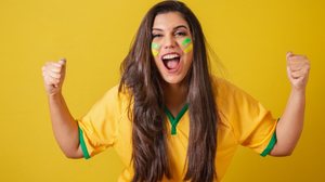 A energia da Copa do Mundo pode falar mais alto para determinados nativos (Imagem: Pedro Ignacio | Shutterstock)