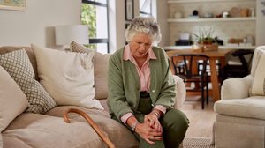 Articulações prejudicadas podem causar prejuízos multifatoriais à saúde (Imagem: Rido | Shutterstock)