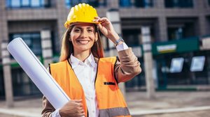 Formação em engenharia abre portas em diferentes áreas profissionais (Imagem: adriaticfoto | Shutterstock)