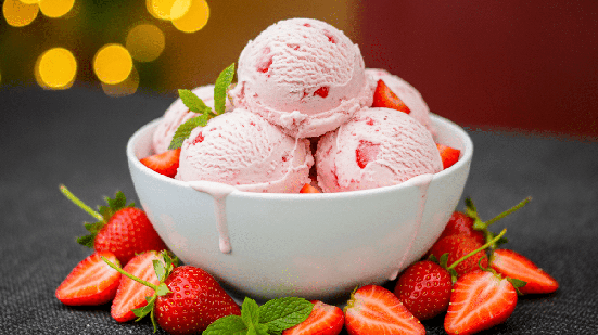 Sorvete de morango (Imagem: Umut21 | Shutterstock)