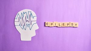 Conhecimento reduz riscos e protege as pessoas que convivem com a epilepsia 
(Imagem: Fabian Montano Hernandez | Shutterstock)