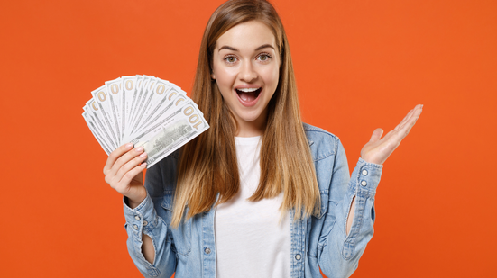 Os nativos precisarão prestar atenção aos sinais e não deixar passar oportunidades que poderão surgir de maneira inesperada (Imagem: ViDI Studio | Shutterstock)