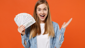 Os nativos precisarão prestar atenção aos sinais e não deixar passar oportunidades que poderão surgir de maneira inesperada (Imagem: ViDI Studio | Shutterstock)