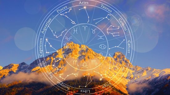 Cada signo encontra prazer de uma forma diferente, de acordo com sua energia e suas prioridades (Imagem: New Africa | Shutterstock)