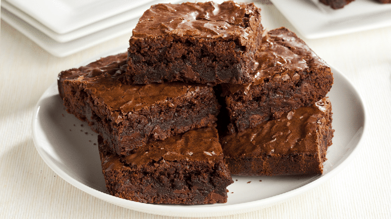 Do clássico a versões diferentes: 3 receitas de brownie para a sobremesa de domingo