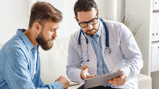 O histórico familiar pode fornecer informações importantes para avaliar o risco de algumas doenças neurológicas (Imagem: Evgeny Atamanenko | Shutterstock)