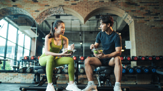 É possível perder gordura e ganhar massa muscular ao mesmo tempo?