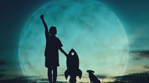 A análise da Lua no mapa astral permite compreender melhor o universo emocional que guia o comportamento das crianças (Imagem: Alohaflaminggo | Shutterstock)