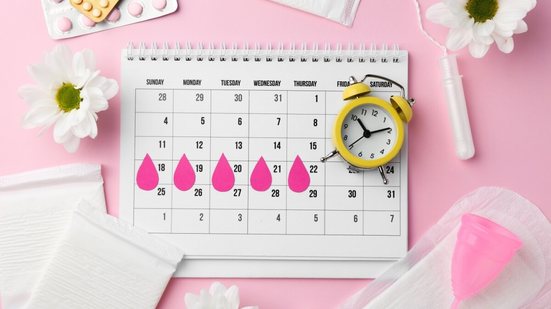 O ciclo menstrual depende de um equilíbrio delicado entre hormônios, que pode ser afetado por períodos prolongados de estresse (Imagem: New África | Shutterstock)