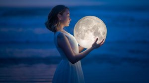 As fases da Lua podem ser um grande direcionador de caminho (Imagem: Anton27 | Shutterstock)