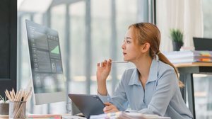 Empresas podem sofrer prejuízos milionários quando decisões financeiras são tomadas sem planejamento estratégico (Imagem: PRIME STOCK LAB | Shutterstock)