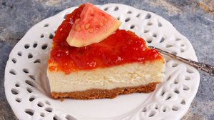 Cheesecake de goiaba (Imagem: Iuliia Timofeeva | Shutterstock)